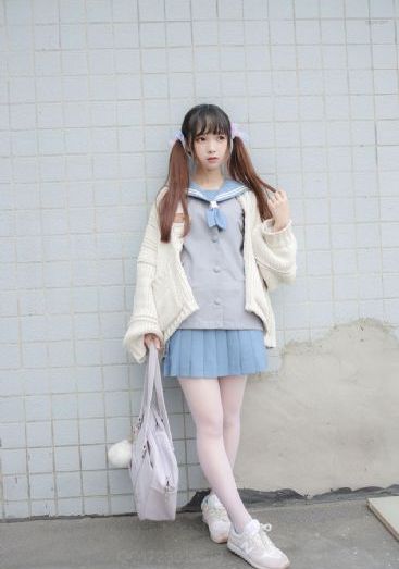 你比星光美丽在线观看